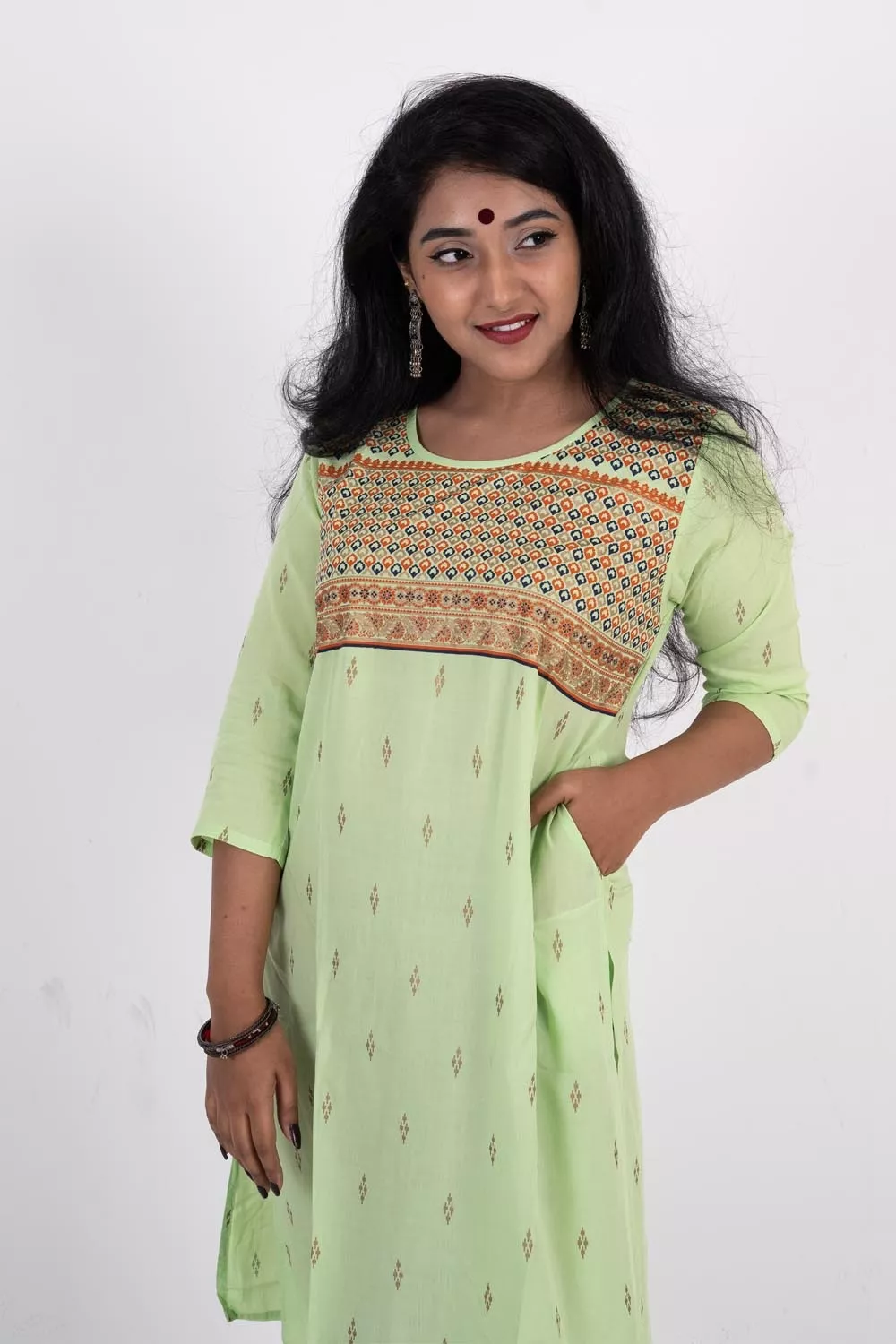 SCREEN PRINTED LINEN KURTI